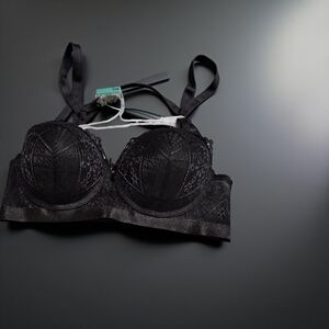 New Body Frosting Lace Underwire Bra in Black size 34B